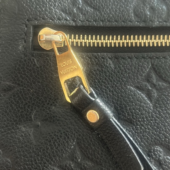 Louis Vuitton crossbody - Picture 7 of 7